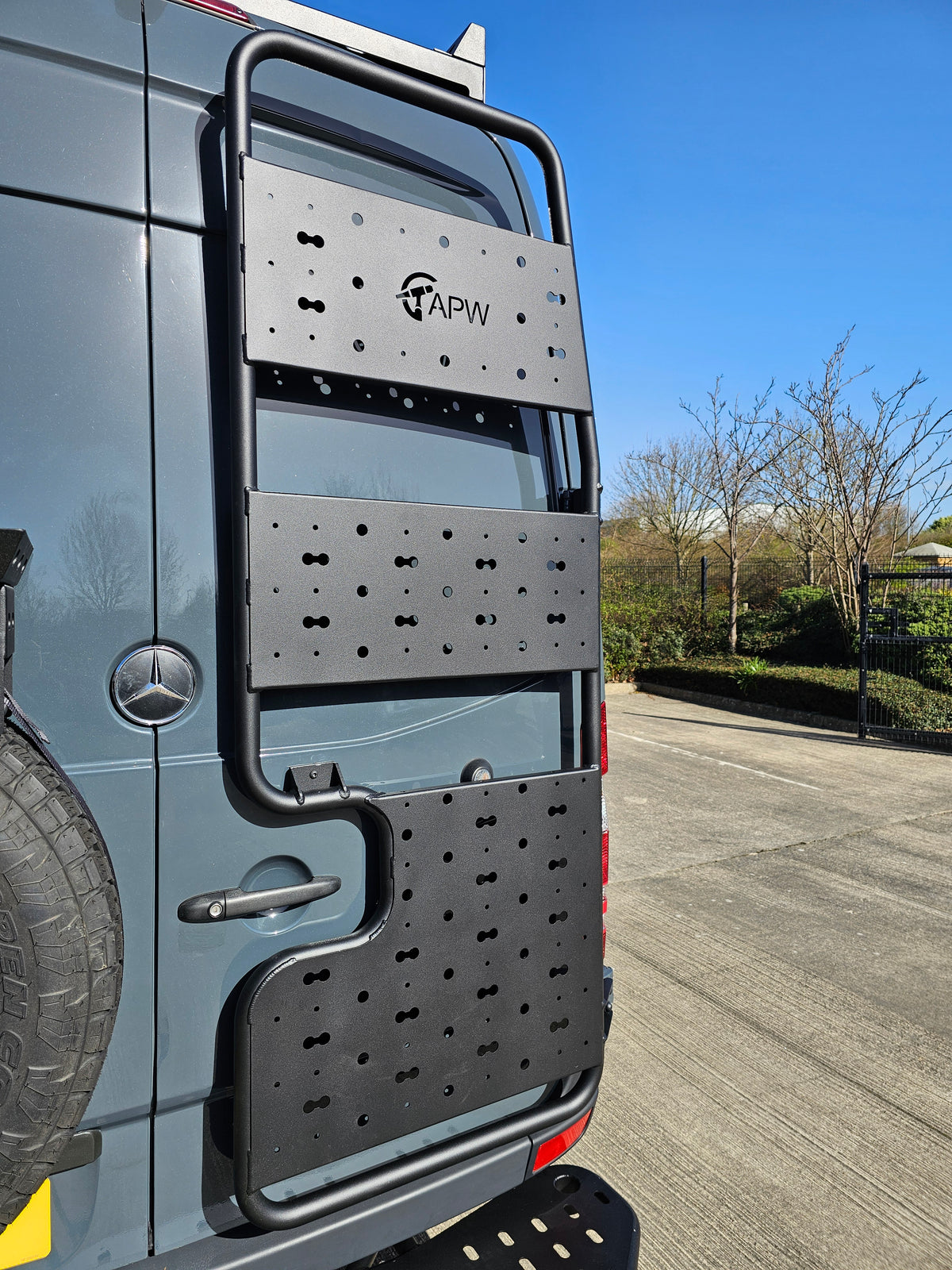 Sprinter / Crafter 06-17 Aluminium Expedition Rack